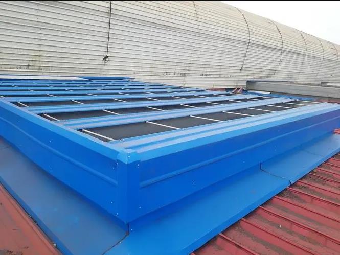 薄型通風天窗在工業(yè)廠房換氣效果好 薄型通風天窗在工業(yè)廠房換氣效果好